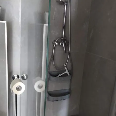 Apartmán Modern Beachfront Near Ibenik - Classic With Balcony And Sea View