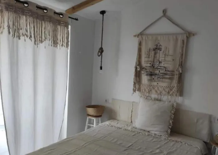 Modern Beachfront Near Ibenik - Classic With Balcony And Sea View Srima