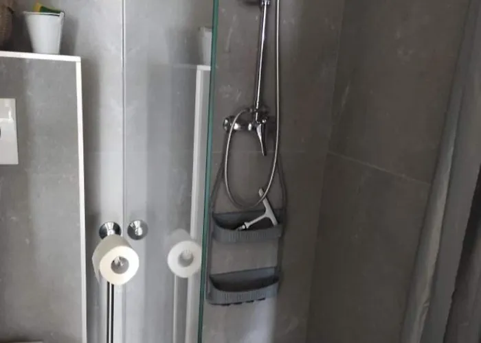 Apartment Modern Beachfront Near Ibenik - Classic With Balcony And Sea View